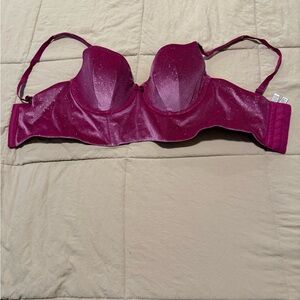 Victorias Secret Elegant Pink Glitter Bra
